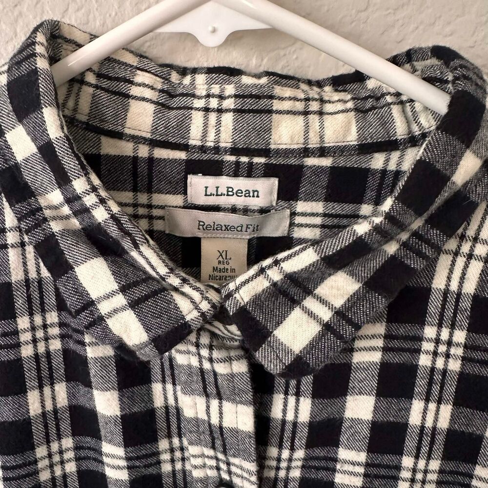 LL Bean Flannel Shirt XL Black White Plaid Cotton Button Down Long Sleeve Cabin - Picture 3 of 7